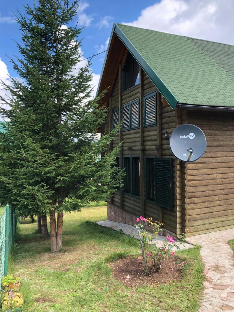 Апартаменты Kuca U Borju - House In Pines Жабляк Экстерьер фото