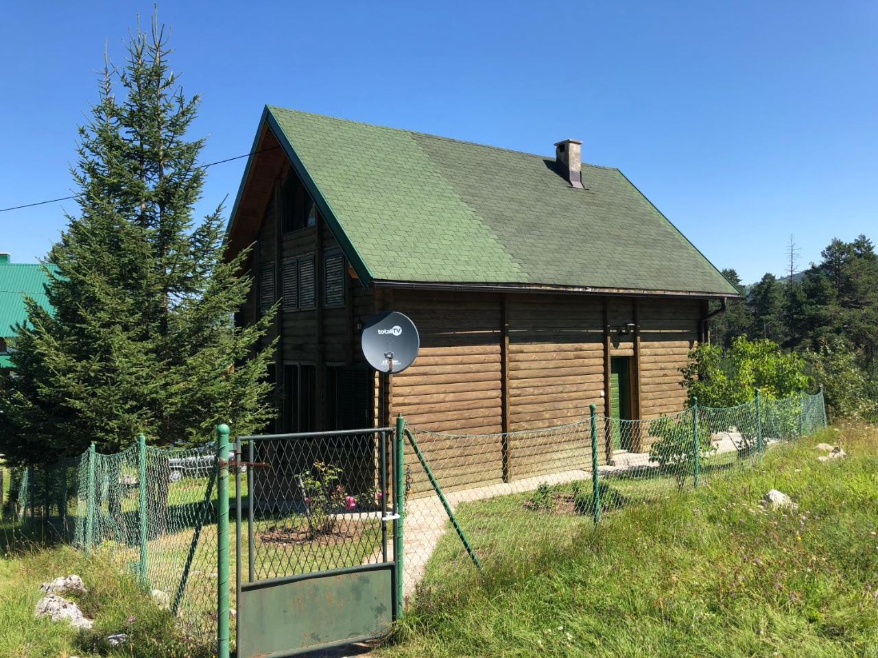 Апартаменты Kuca U Borju - House In Pines Жабляк Экстерьер фото